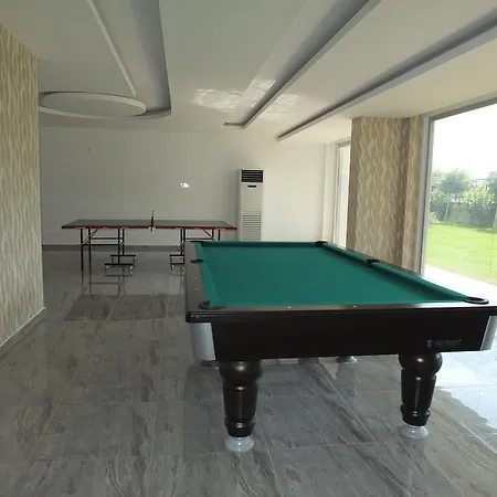 Crown City Appartement